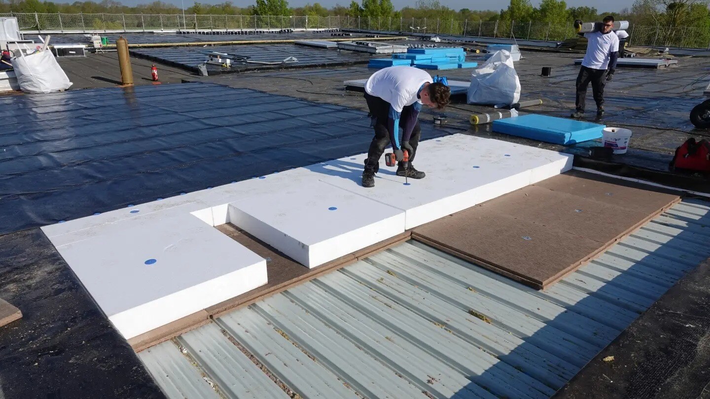 isolation plafond toit plat